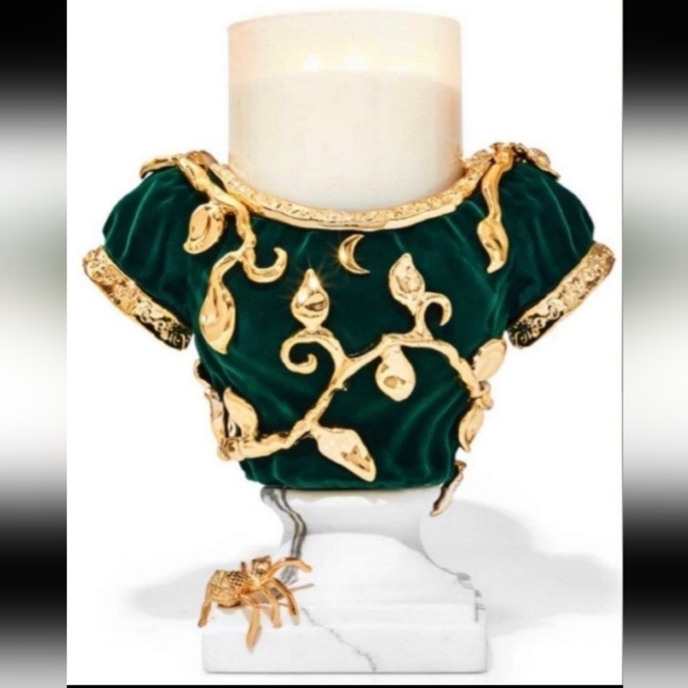 New Bath & Body Halloween Headless Bust Pedestal 3-wick candle holder